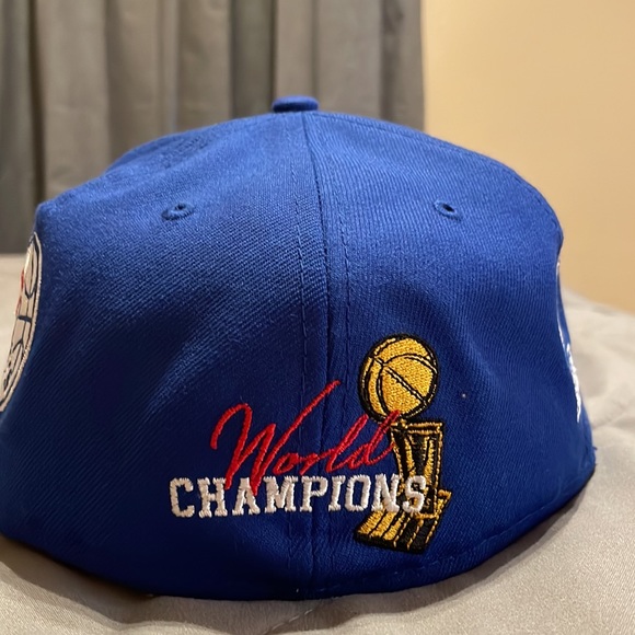 Fitted nba hat - Picture 3 of 4